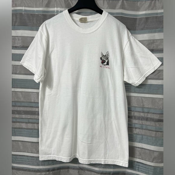 NC State Wolfpack Football Stadium T-Shirt - Picture 2 of 6